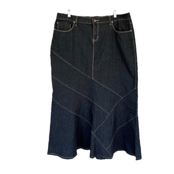 CATO Women’s Fluted Denim Maxi Skirt Sz 16 Stretch - Picture 1 of 11